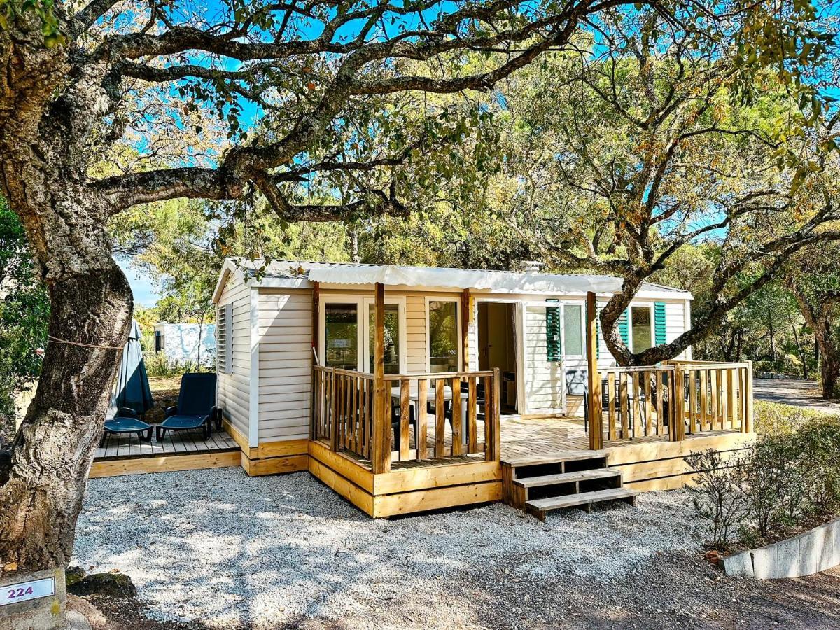 3 Bedroom Chalets Camping Lei Suves - Joycasa Roquebrune-sur-Argens Exterior foto