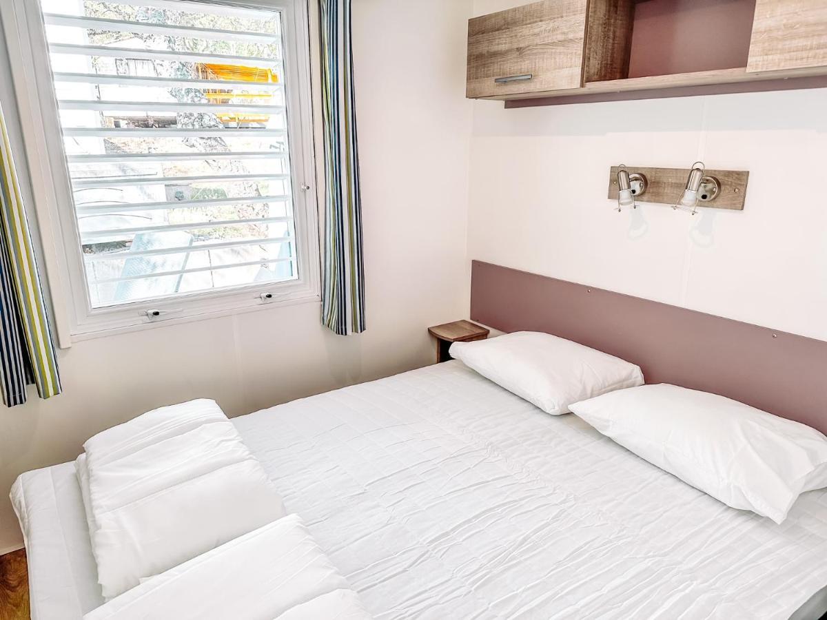 3 Bedroom Chalets Camping Lei Suves - Joycasa Roquebrune-sur-Argens Exterior foto