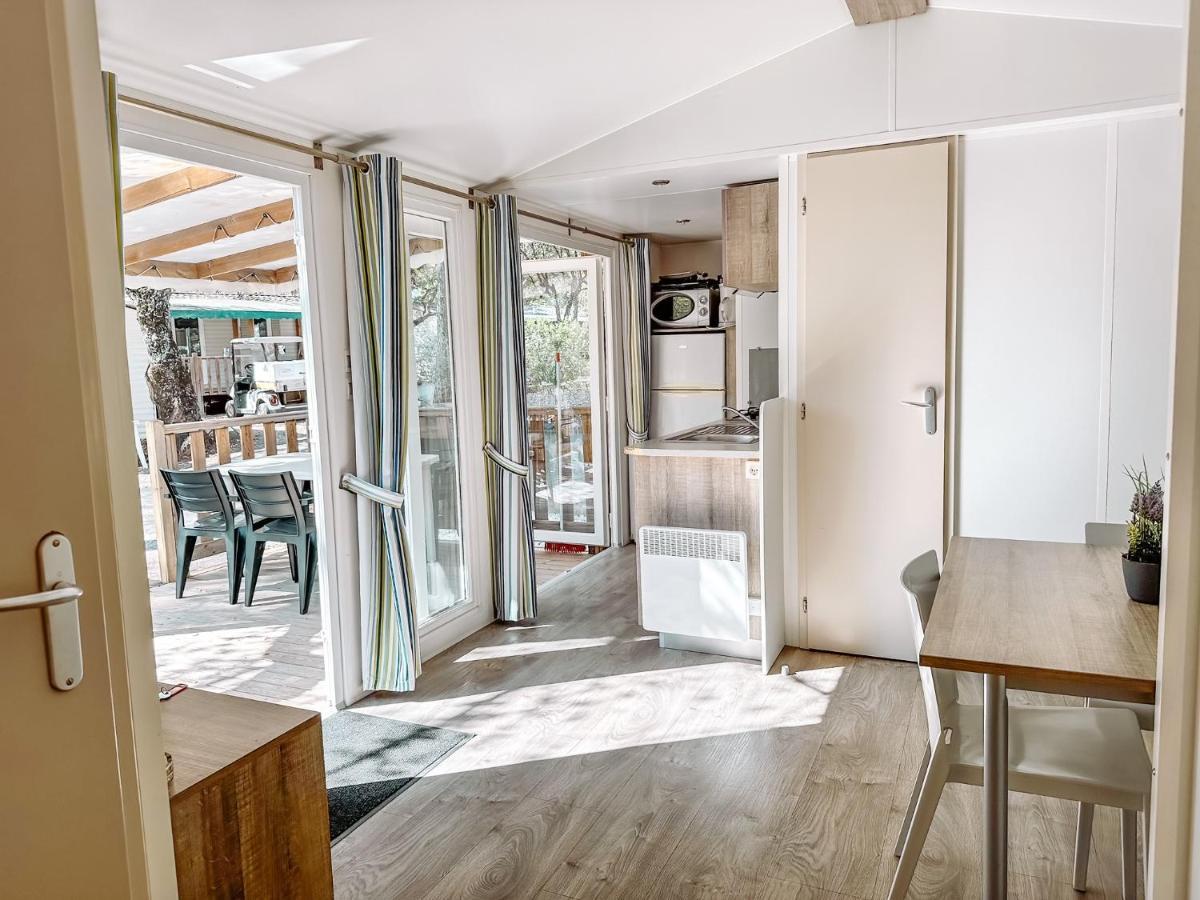 3 Bedroom Chalets Camping Lei Suves - Joycasa Roquebrune-sur-Argens Exterior foto