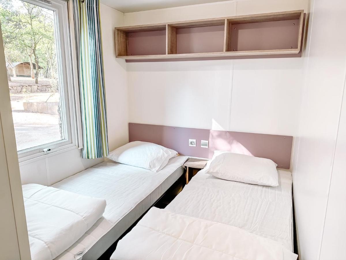 3 Bedroom Chalets Camping Lei Suves - Joycasa Roquebrune-sur-Argens Exterior foto