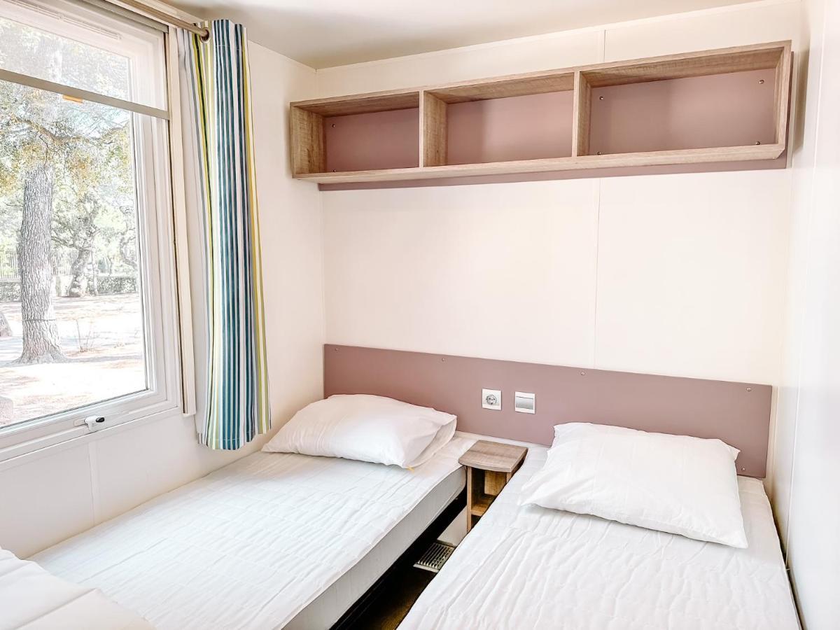 3 Bedroom Chalets Camping Lei Suves - Joycasa Roquebrune-sur-Argens Exterior foto