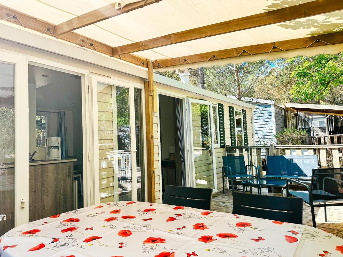 3 Bedroom Chalets Camping Lei Suves - Joycasa Roquebrune-sur-Argens Exterior foto