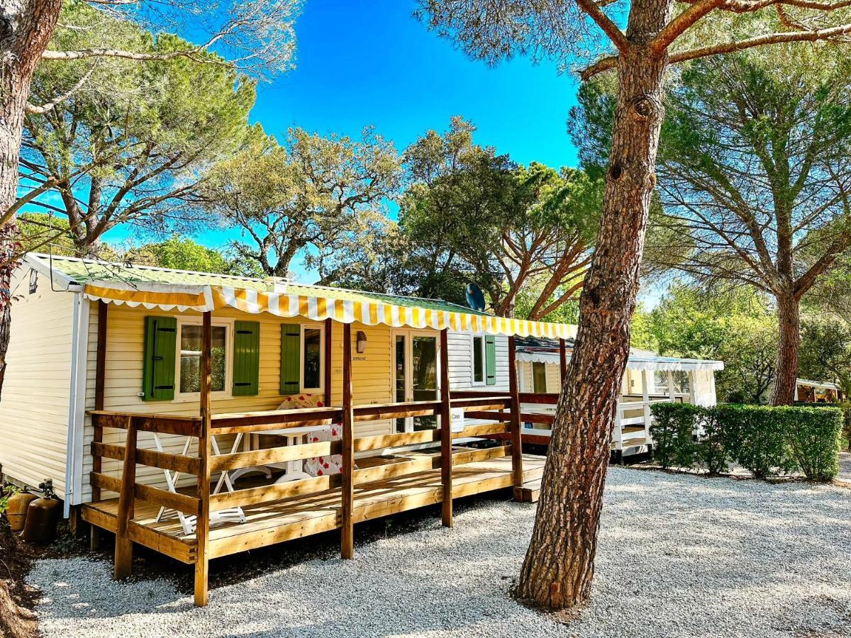 3 Bedroom Chalets Camping Lei Suves - Joycasa Roquebrune-sur-Argens Exterior foto